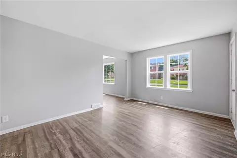 4230 Chester Dr, Boardman, OH 44512 photo 5