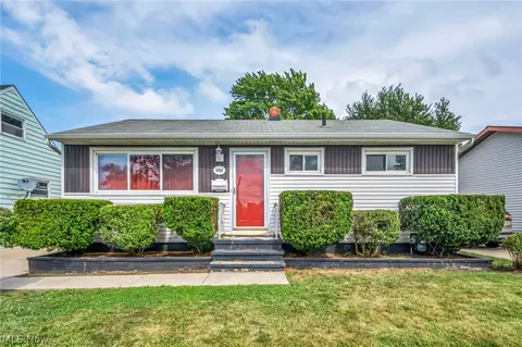 5763 Somerdale Ave, Brook Park, OH 44142