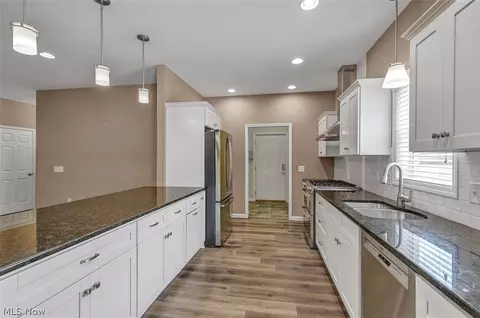 Kitchen - 38155 Highgate Bluff Ln, Willoughby, OH 44094 photo 1 of 3