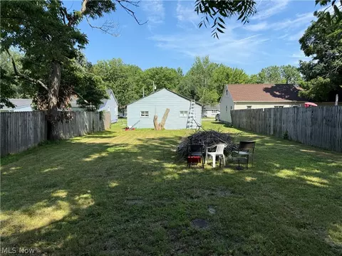 5384 Rolling Ave, Lorain, OH 44055 photo 7