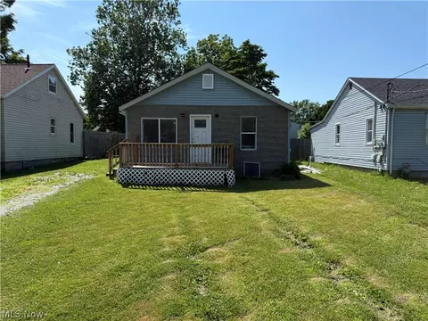 5384 Rolling Ave, Lorain, OH 44055 photo 1