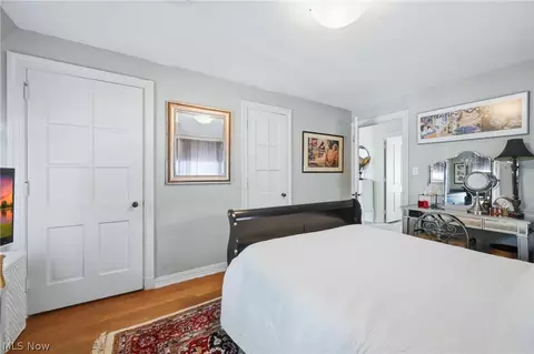 Bedroom - 4812 Oak Knoll Dr, Boardman, OH 44512 photo 3 of 8