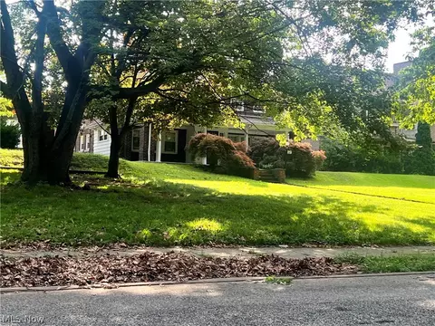 1017 East Blvd, Cleveland, OH 44108