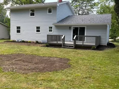 7619 Red Fox Dr, Boardman, OH 44512 photo 3