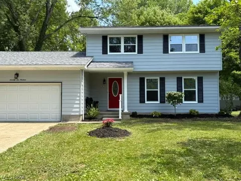 7619 Red Fox Dr, Boardman, OH 44512 photo 2