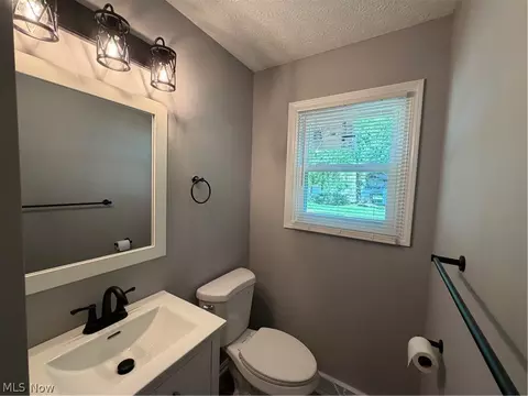 7619 Red Fox Dr, Boardman, OH 44512 photo 13