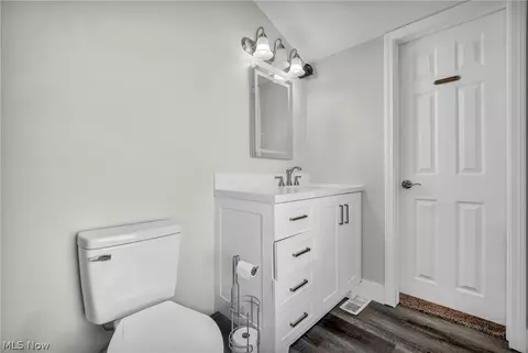 Bath - 1925 Robindale St, Wickliffe, OH 44092 photo 3 of 3