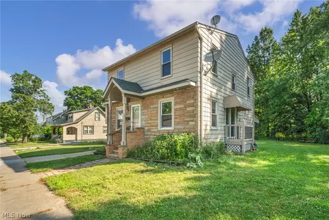 Other - 1925 Robindale St, Wickliffe, OH 44092 photo 1 of 11