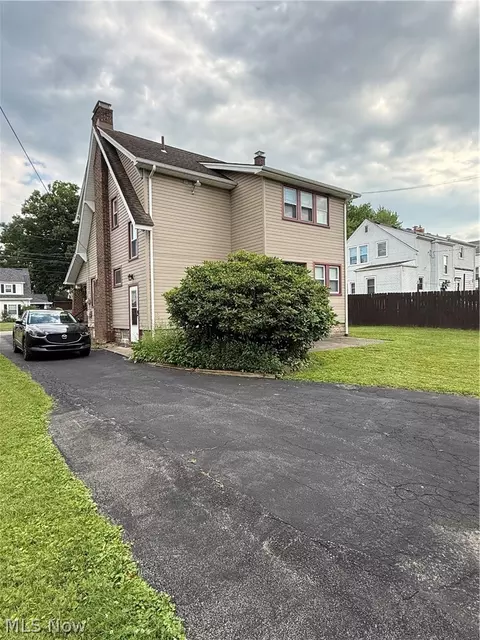 Other - 34 Maple Dr, Boardman, OH 44512 photo 2 of 9
