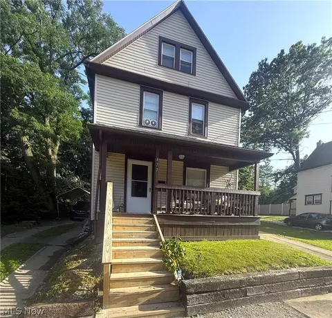 477 Bishop St, Akron, OH 44307