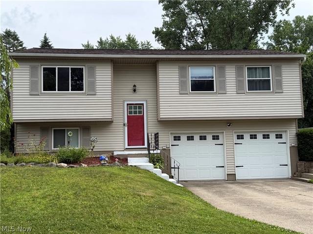 3318 Van Buren Dr, Brunswick, OH 44212