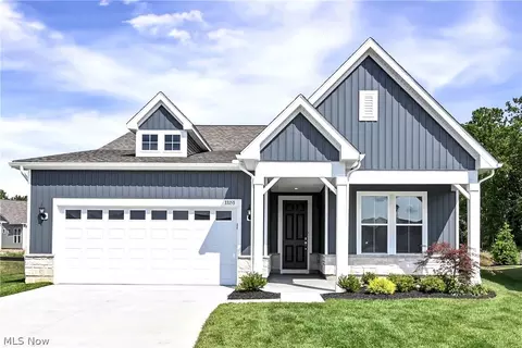 33153 Coastal Dr, Avon Lake, OH 44012