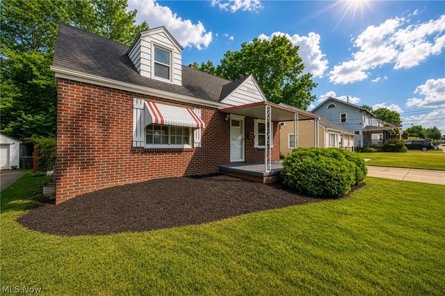 1320 19th St NE, Canton, OH 44714
