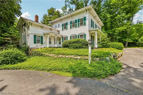 9640 Darrow Rd, Twinsburg, OH 44087