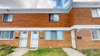 4480 Granada Blvd #23, Warrensville Heights, OH 44128