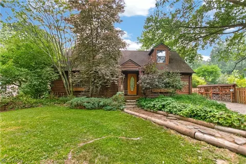 27341 Bagley Rd, Olmsted Twp, OH 44138