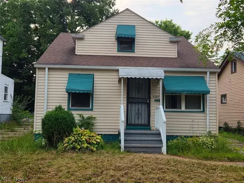 4287 E 162nd St, Cleveland, OH 44128