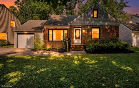 1699 Lyndhurst, Lyndhurst, OH 44124