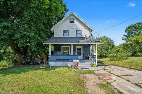 1536 Clay St, Youngstown, OH 44506