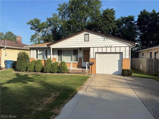 6108 Pearl Rd, Parma Heights, OH 44130