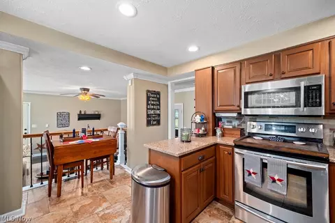 Kitchen - 16246 State Route 301, Lagrange, OH 44050 photo 3 of 4