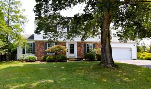3779 Kay Dr, Stow, OH 44224