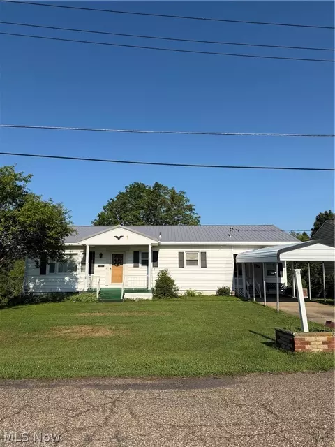 211 Green St, Woodsfield, OH 43793