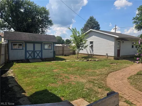 Exterior - 620 Franklin Ave, Conesville, OH 43811 photo 8 of 11