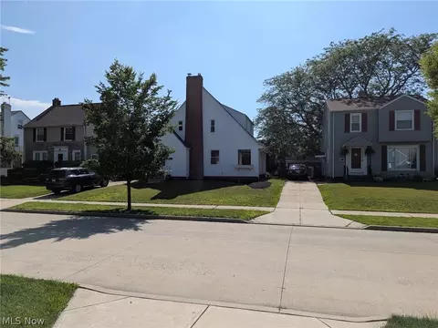 362 E 214th St, Euclid, OH 44123 photo 18