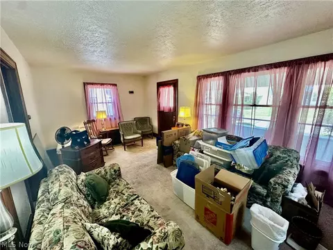 346 E Ido Ave, Akron, OH 44301 photo 6