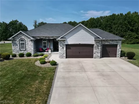 124 Cedars Dr, Poland, OH 44514 photo 8