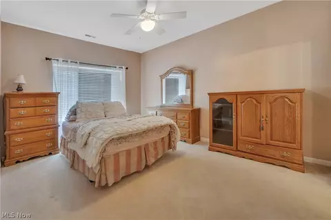 Bedroom - 5645 Clingan Rd #2B, Struthers, OH 44471 photo 1 of 4