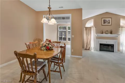 Dining - 5645 Clingan Rd #2B, Struthers, OH 44471 photo 1 of 3
