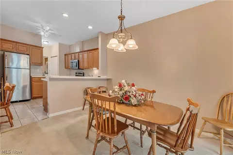 Dining - 5645 Clingan Rd #2B, Struthers, OH 44471 photo 3 of 3