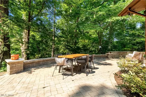 Exterior - 2661 Perry Dr NW, Canton, OH 44708 photo 4 of 11