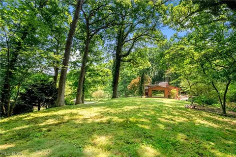Exterior - 2661 Perry Dr NW, Canton, OH 44708 photo 7 of 11