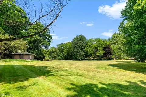 Exterior - 2661 Perry Dr NW, Canton, OH 44708 photo 8 of 11