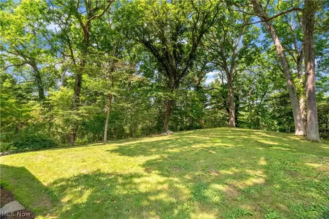 Exterior - 2661 Perry Dr NW, Canton, OH 44708 photo 10 of 11
