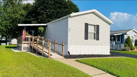 324 Fairview St #91, West Lafayette, OH 43845