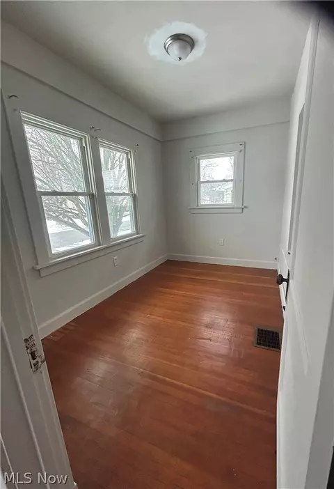 15 Katherine St, Struthers, OH 44471 photo 9