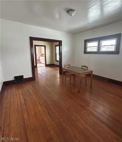 15 Katherine St, Struthers, OH 44471 photo 5