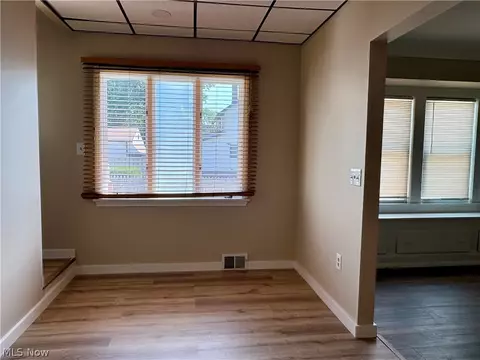 891 E 232nd St, Euclid, OH 44123 photo 10