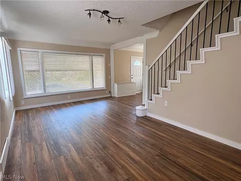 891 E 232nd St, Euclid, OH 44123 photo 17