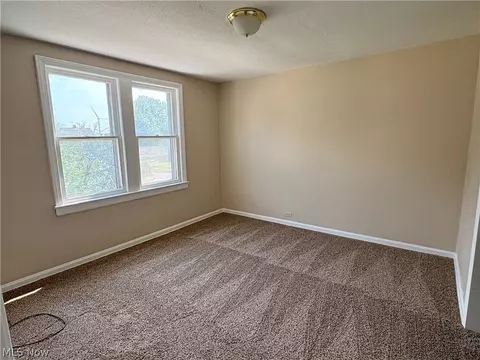 891 E 232nd St, Euclid, OH 44123 photo 22