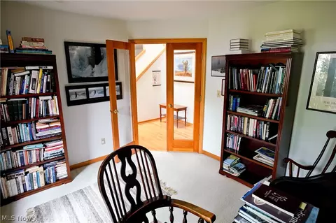 Entry Way - 3048 Deercrest Path, Stow, OH 44224 photo 2 of 6
