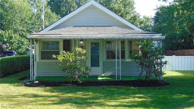 34090 Roberts Rd, Eastlake, OH 44095