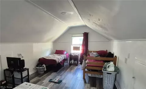 Bedroom - 513 Henry St, Elyria, OH 44035 photo 1 of 3