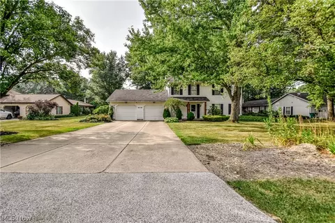 1483 Welch Rd, Painesville, OH 44077