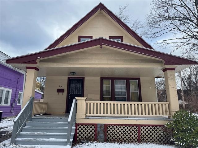 974 E 144th St, Cleveland, OH 44110