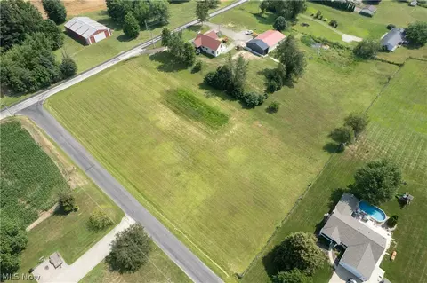 000 Kehner Rd, Mogadore, OH 44260